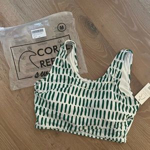 NWT Coral Reef Odyssey Swim Top, Kiwi Lines, Medium